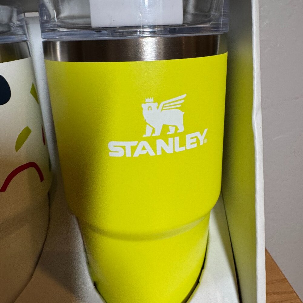 STANLEY 20oz Quencher‎ Tumbler 2 Pack NWT H2.0 Abstract Geo/Electric Yellow - Picture 3 of 5